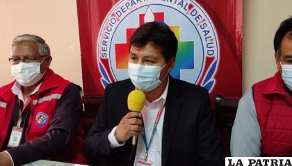 El director del Servicio Departamental de Salud, Juan Carlos Challapa /LA PATRIA