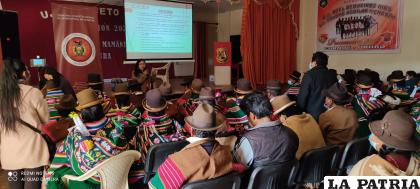 Cientos de autoridades originarias fueron parte del diálogo con el TCP /LA PATRIA