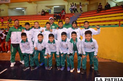 Santa Cruz llega a la final con sed de revancha /LA PATRIA