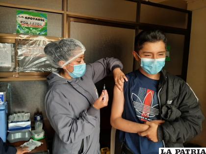 Los adolescentes deben estar acompañados de sus padres o tutores /SEDES