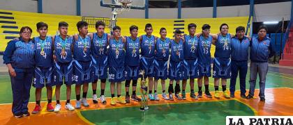 La selección de Oruro campeón nacional del Nivel “A” en el baloncesto U-15 Álvaro Vargas