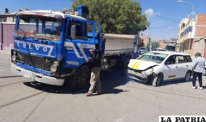 Ambos motorizados resultaron afectados por el impacto /LA PATRIA