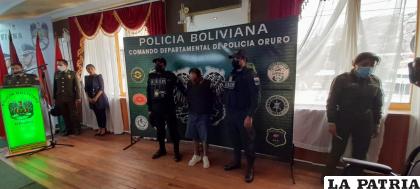 El sindicado fue presentando ante la prensa en instalaciones del Comando de la Policía /LA PATRIA