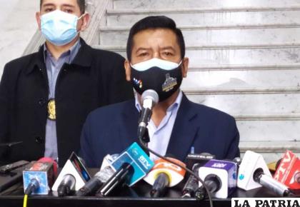 Mamani hace prevalecer su poder para ser reelegido /ÉXITO NOTICIAS