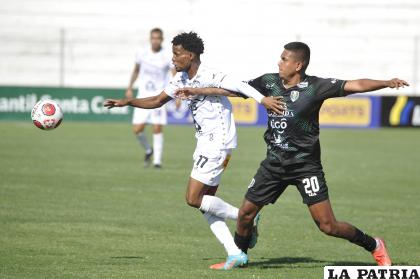 La acción del partido que terminó empatado 1-1 en Santa Cruz 
/APG