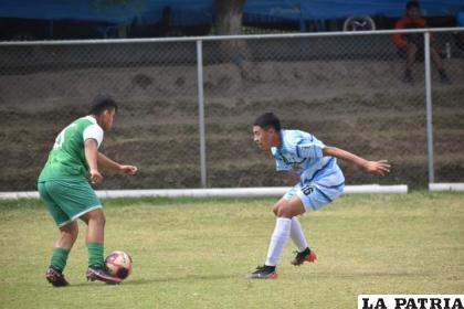 La selección de Oruro a pesar de la derrota cumple un buen papel /LA PATRIA