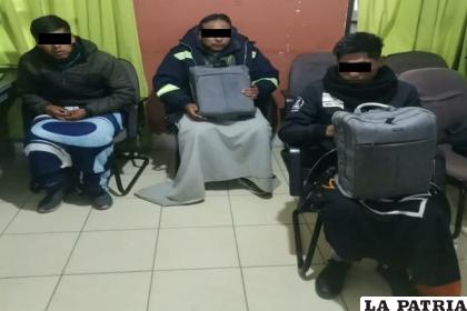 Uno fue aprehendido y dos continúan prófugos /Policía