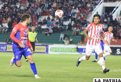 El clásico chuquisaqueño fue ganado por Universitario / APG