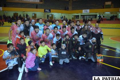 Morales Moralitos terminó puntero e invicto en este grupo 
disputado en Oruro /LA PATRIA
