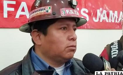 Huarachi sostuvo que el doble aguinaldo beneficia a varios sectores / Erbol