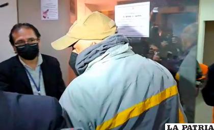 El militar cuando estaba aprehendido en la Fiscalía /Erbol