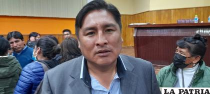 El senador Huarachi expresó que continuaran con la socialización de la Ley Nº 1443 / LA PATRIA
