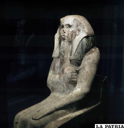 Estatua del faraoÌn Zoser expuesta en el Museo Egipcio de El Cairo 
/ Cordon Press