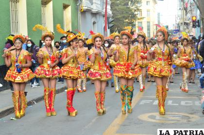 Hermosas figuras de la Morenada ??San Agustín? / LA PATRIA
