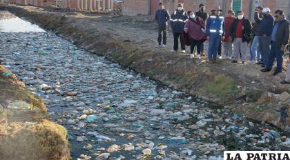 Autoridades inspeccionar el canal â€œLa Plataâ€ 
/ LA PATRIA