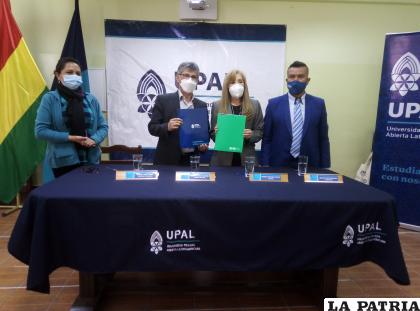 Representantes de ambas instituciones luego de la firma del convenio/ LA PATRIA