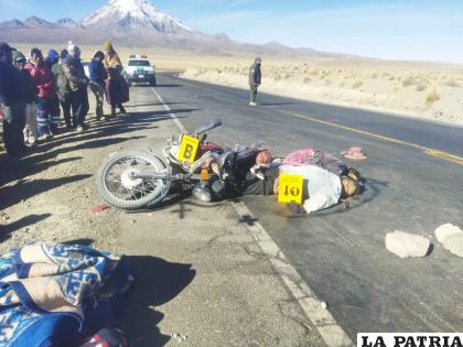 La pareja que iba en la moto perdió la vida / Tránsito