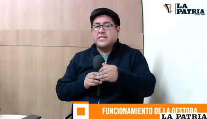 El gerente general de la Gestora Pública, Jaime Durán, en su visita a LA PATRIA / LA PATRIA