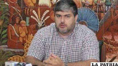 El vicepresidente del Comité pro-Santa Cruz, Fernando Larach, en su pronunciamiento /EL DEBER