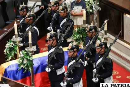 El homenaje póstumo al artista Fernando Botero en el Congreso de la República en Bogotá, Colombia /Reuters
