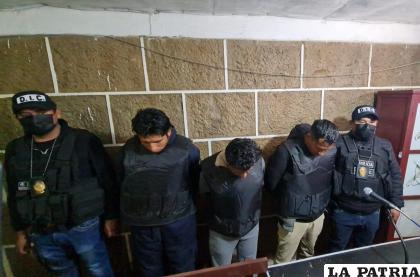 Hay tres detenidos preventivamente en prisión, la justicia busca a otros ocho agresores /Emilio Castillo ?? LA PATRIA