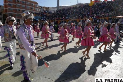 La elegancia de la cullaguada del colegio Comibol
