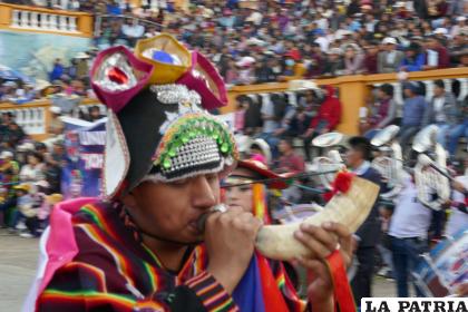 Suenan los pututus de los pujllay