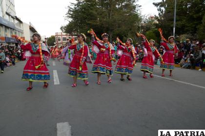 Igualando en la danza de los potolos
