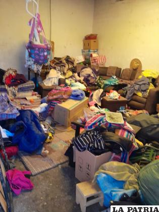 Niños habitaban una casa completamente desordenada /DIO