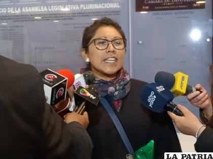 Diputada Gladys Quispe /LA PATRIA