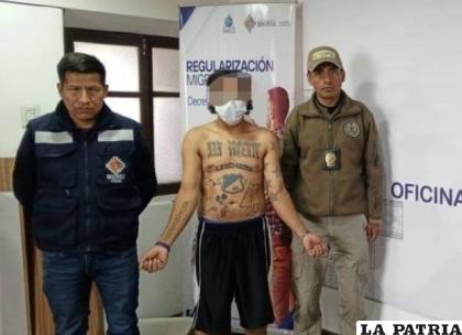 Los tatuajes de uno de los aprehendidos, hizo creer que se trataba de alguien vinculado al Tren de Aragua /Migración