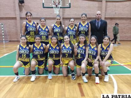 Carl A-Z cede el primer puesto de la serie 1 /LA PATRIA
