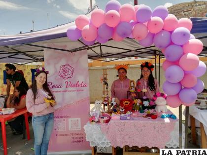 â€œRosa Violetaâ€ dijo presente en la feria de emprendedores   /LA PATRIA
