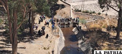 Largada de agua de la Represa de Tacagua /Colectivo CASA
