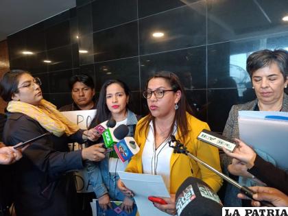 Senadora Nely Gallo /LA PATRIA
