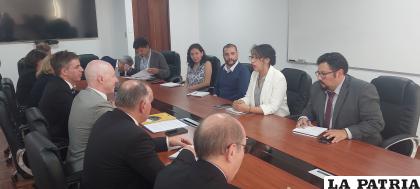 Reunión entre autoridades de YLB y bloque de países de la Unión Europea /YLB