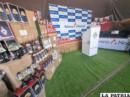 Se subastarán 21 toneladas de mercancía comisada /Aduana