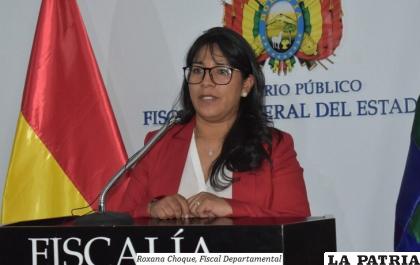 Fiscal de Potosí, Roxana Choque, en contacto con la prensa 
/Fiscalía
