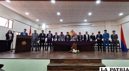 Acto de aniversario de la Facultad de Derecho /LA PATRIA