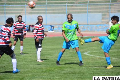 El torneo en Súper Máster está en pleno desarrollo, Catco y San José levantaron el telón /LA PATRIA