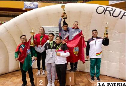 Oruro en lo más alto del podio de taekwondo a nivel nacional /podio.com