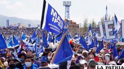 Todo listo para el cabildo en El Alto; buscarán ??reconducir el proceso de cambio y recuperar el MAS? /Internet