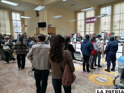 Ley de Alivio Tributario beneficia a contribuyentes con deudas tributarias desde 1995 hasta la gestión 2020 /LA PATRIA