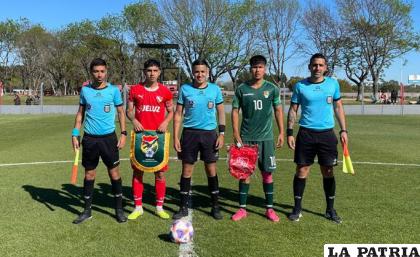 El seleccionado boliviano estuvo disputando partidos amistosos en Argentina /FBF