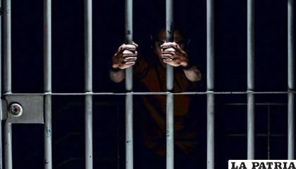 El implicado fue aprehendido y trasladado de Oruro a Sucre /Referencial