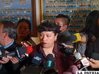 Senadora Daly Santa María / LA PATRIA