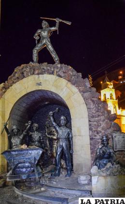 El monumento se encuentra en la llamada Plaza del Folklore /LA PATRIA