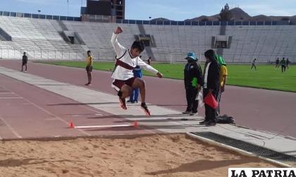 Hay buenos deportistas en el atletismo quienes irán por una medalla al nacional /Sedede