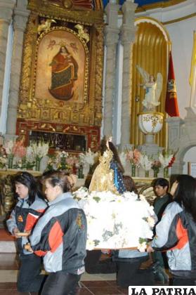 La promesa a la Virgen del Socavón es fundamental para bailar por tres años consecutivos