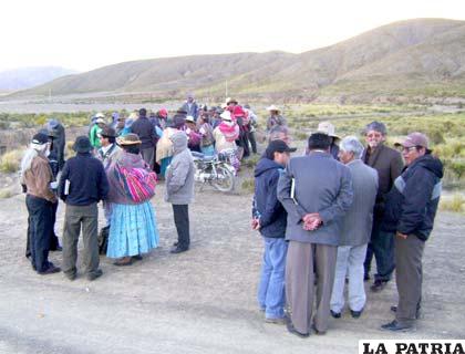 Autoridades concilian pacificación en CEA Condoriri – Caracollo